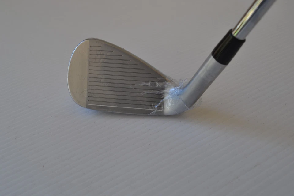 New Cleveland ZipCore XL 9 Iron Dynamic Gold S300 Stiff Flex Steel - Image 2 of 4