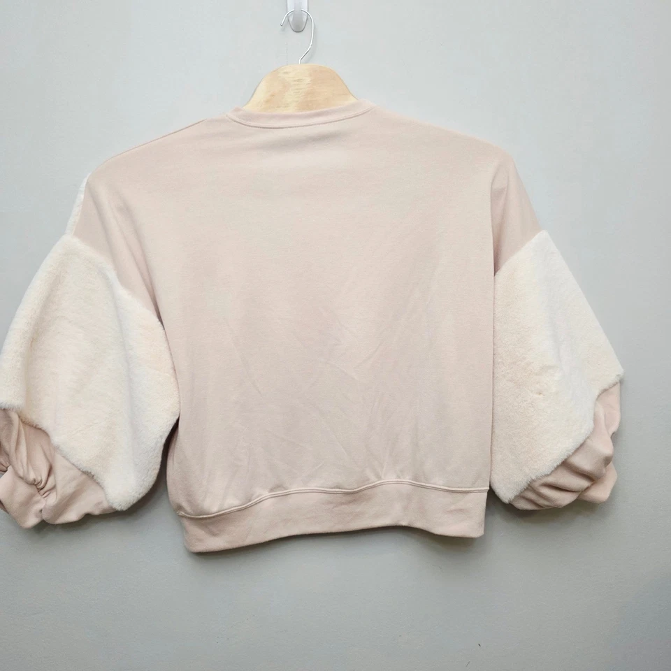 Pulôver Zara Feminino Bege Pele Sintética Sotaque Pequeno Fofo Moda Tamanho Grande - Imagem 4 de 4