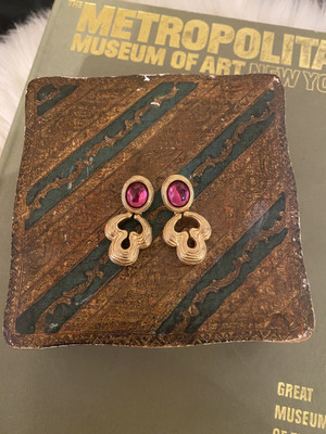 VTG 1980s GIVENCHY Designer GRIPOIX Post Earrings Haute Couture Moghul Squiggle