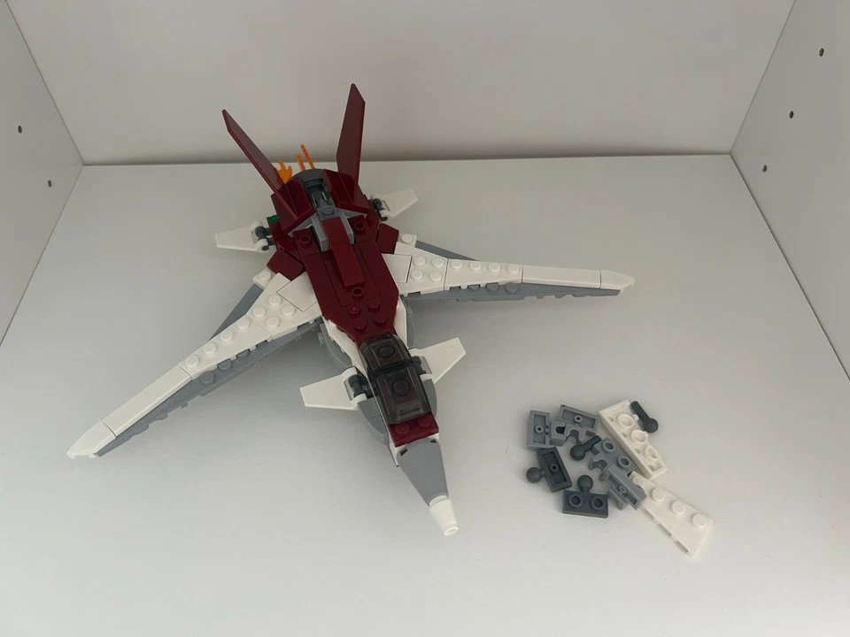 LEGO Creator 31086 Futuristic Flyer, photo 2 of 3
