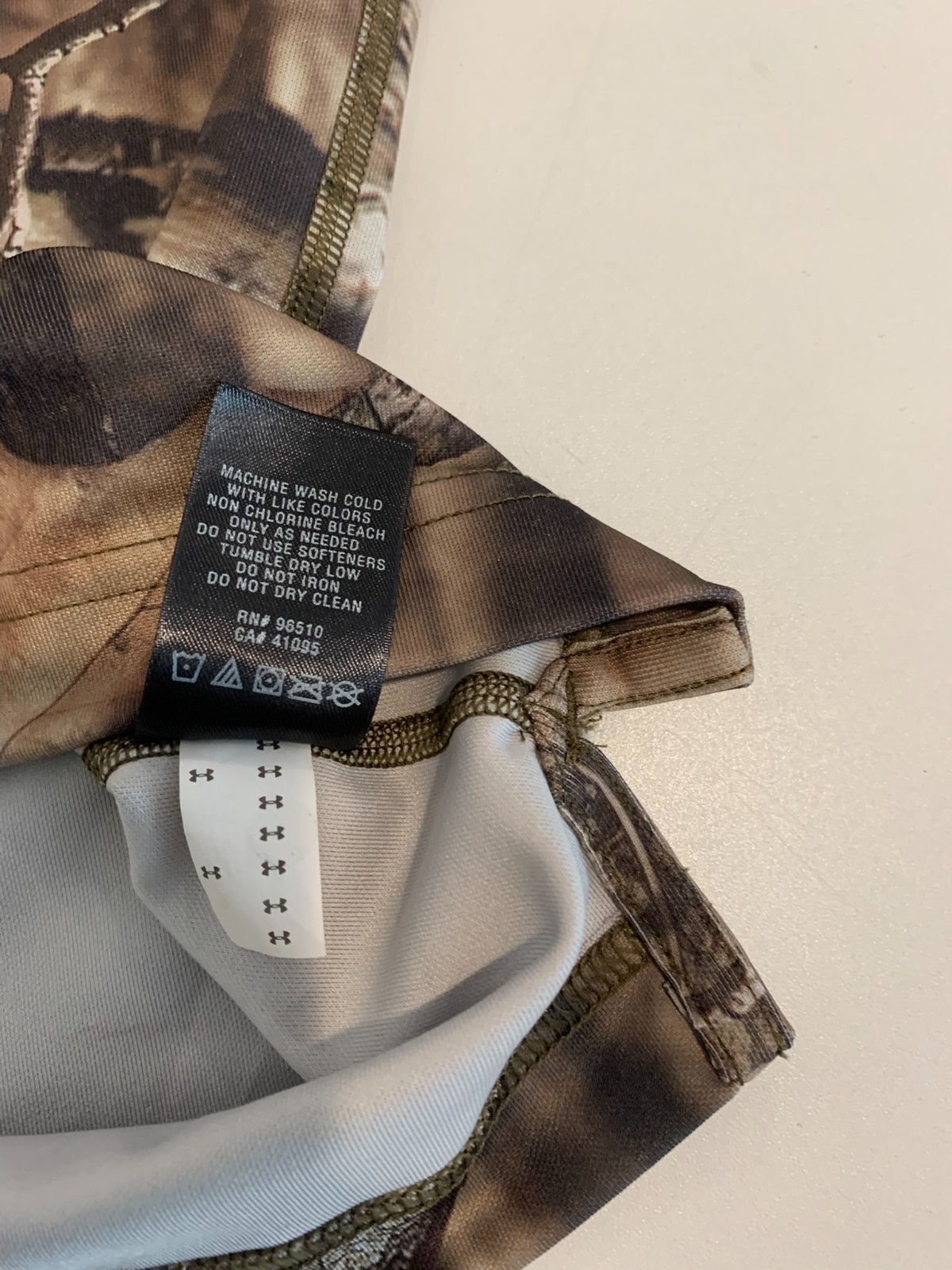 Under Armour Polo Shirt XL Camo Hunting Outdoor Golf Performance Gorpcore Preppy