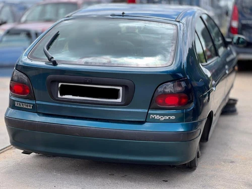 7700834104 Modanatura Anteriore per RENAULT MEGANE I BERL./ BERL. CON POR 184053 - Foto 6 di 10