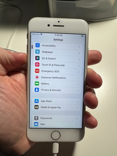 Apple iPhone 8 64GB White MQ6H2VC/A - Unlocked - Poor Condition - Battery 88% - Photo 8 sur 19