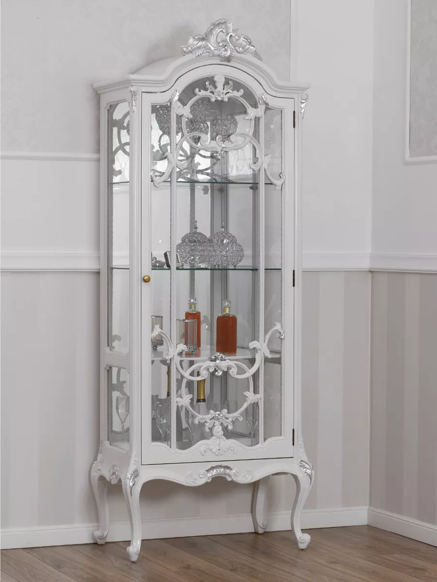 White curio cabinet 2024 with glass doors