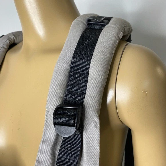 TULA Baby Carrier in Bliss Bouquet Baby Wearing 100% Cotton - Image 4 of 4