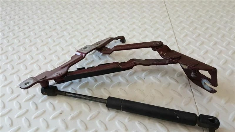 Шарнир крышки багажника со стороны водителя для Audi A4 quattro 2001 года с стойкой - Изображение 4 из 4