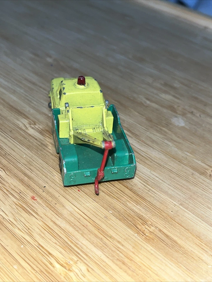 Camión de Naufragio Dodge Matchbox Nº 13 Lesney Verde Amarillo Juguete Modelo De Colección #33 USADO Foto 4 de 4