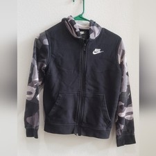 Kids Nike zip up camo hoodie size medium