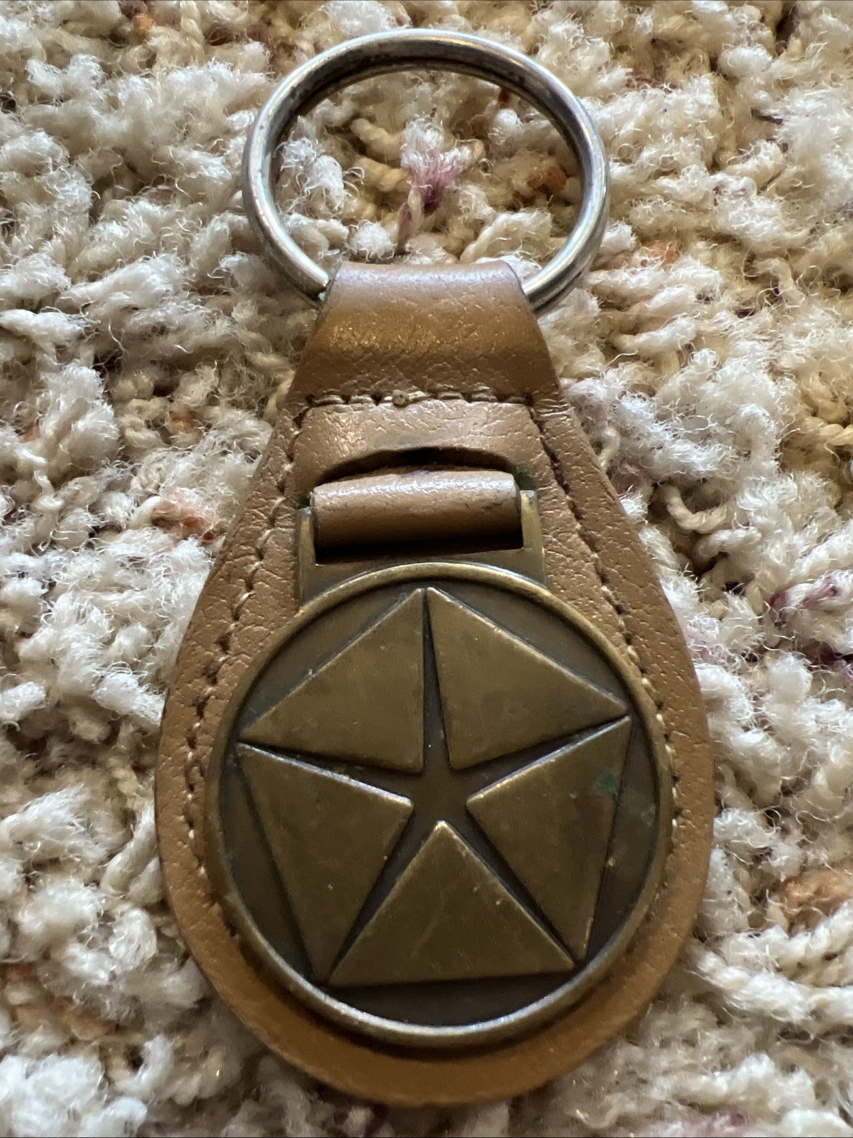 Vintage Keychain CHRYSLER PENTASTAR Logo Key Ring Fob LEATHER & BRASS Mail Drop