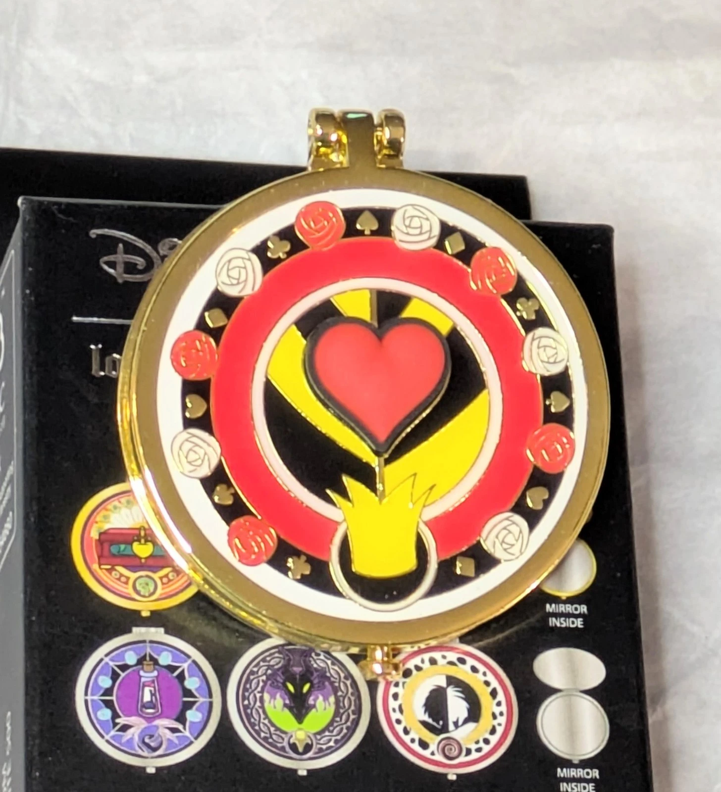 Loungefly Disney Villain Compact Mirror Blind Box Pin - Queen Of Hearts -Opened