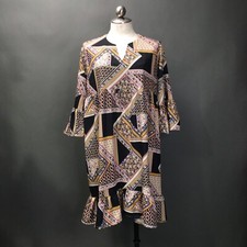 Laura Estrada, Women's patchwork floral motif  Dress bell sleeve 8-10