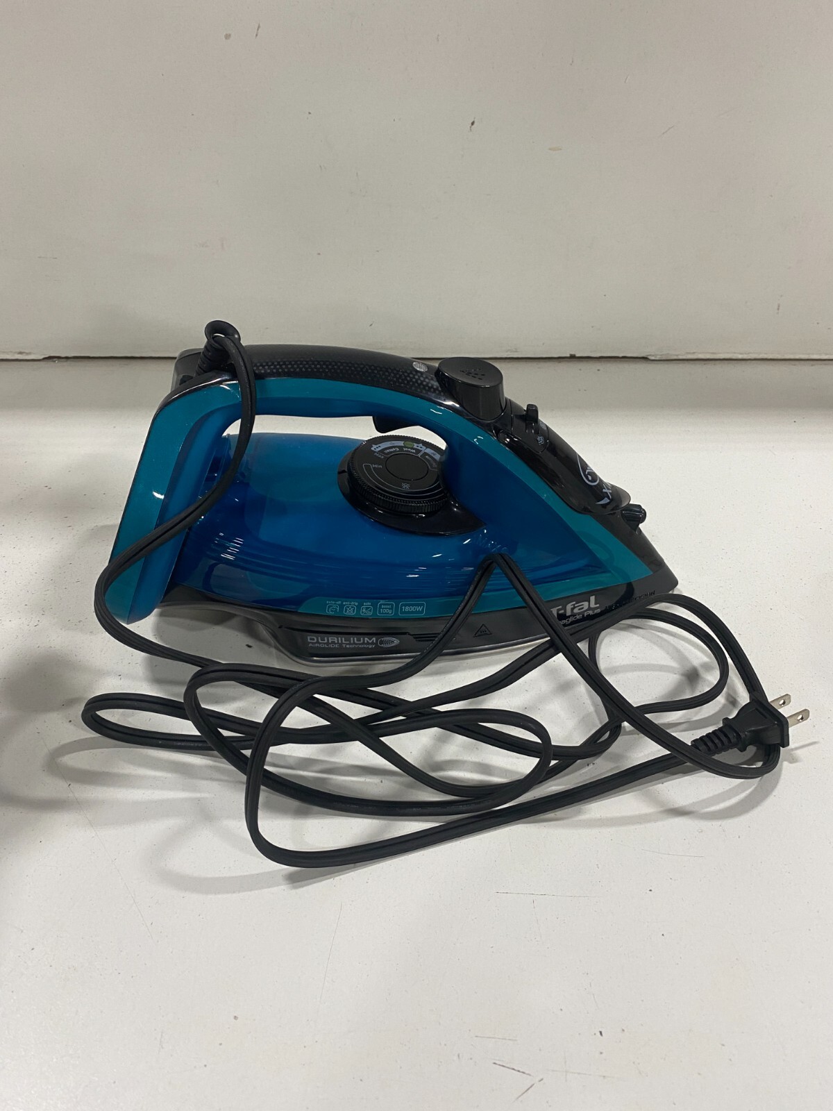 T-Fal Ultraglide Steam Iron - Durilium Soleplate, Precision Tip, Auto-Off 1800W