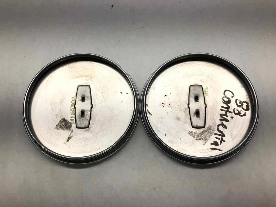 Lincoln Continental 1988 1989 par de tapacubos centrales *menos 1 clip emblema Foto 4 de 4