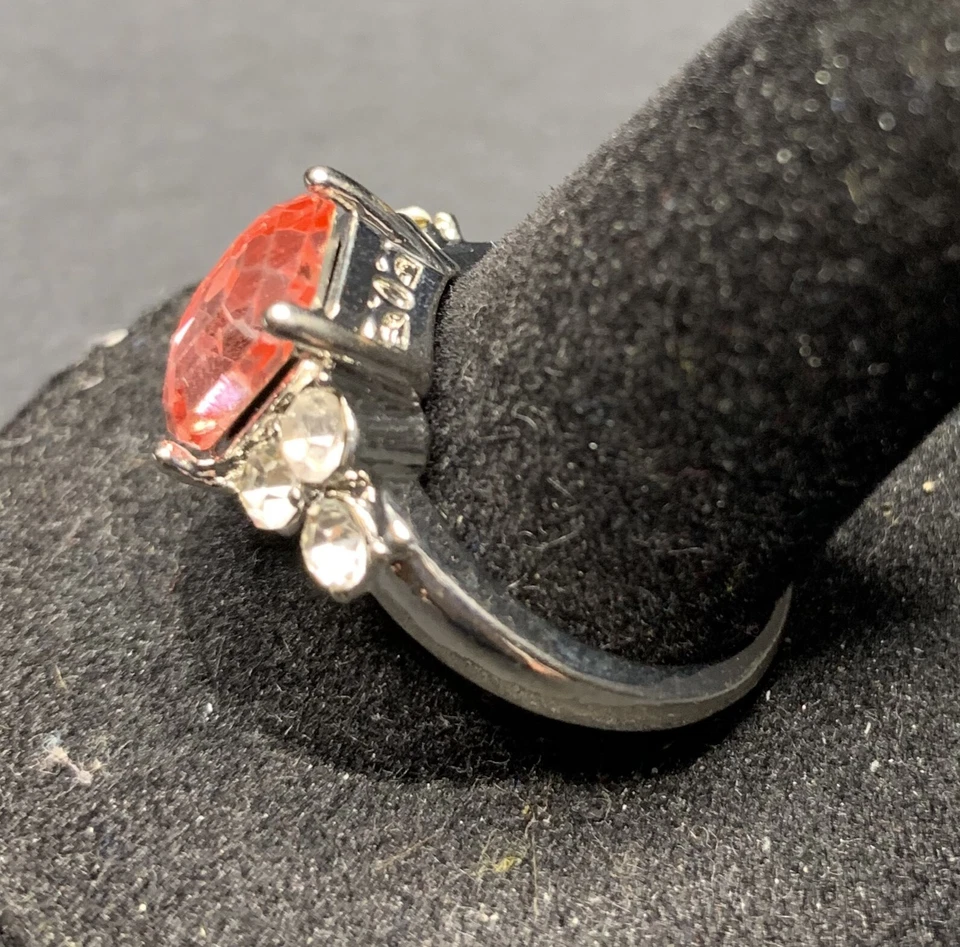 Anillo antiguo vintage Estate tono plata estrás zafiro rosa circonita - talla 8 Foto 4 de 4