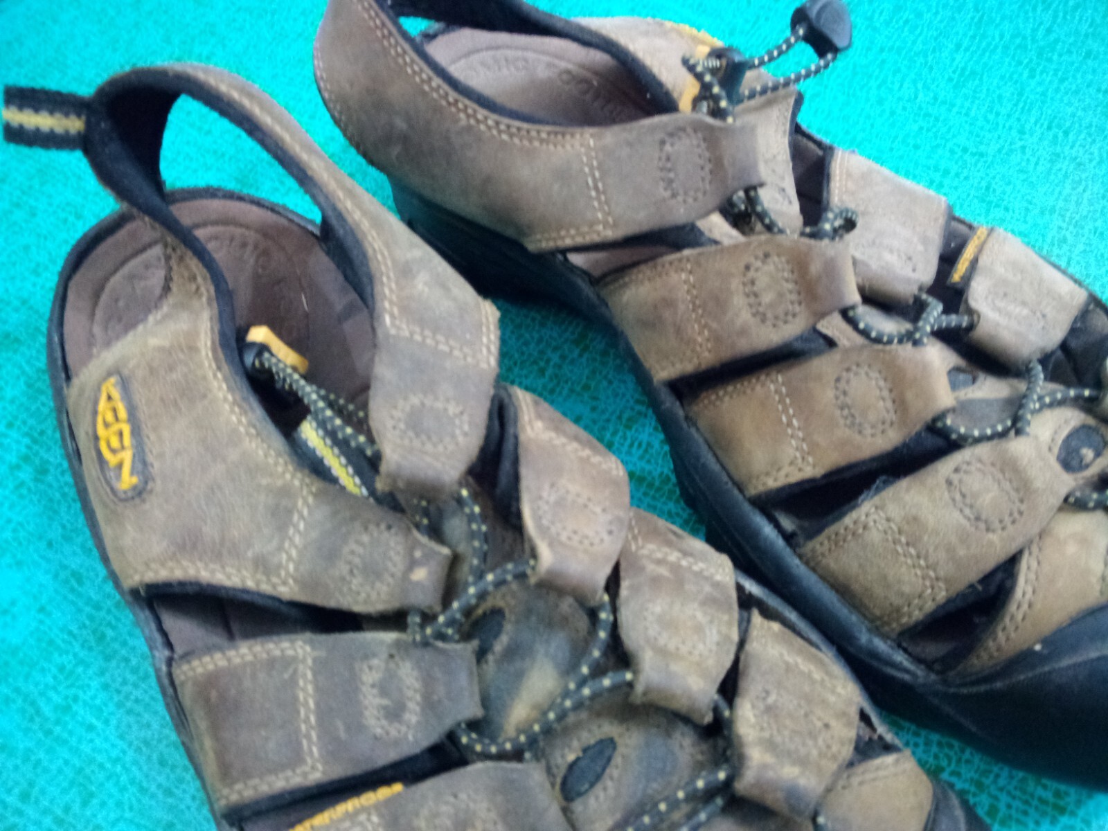 Sandali KEEN uomo 11 pelle punta chiusa escursionismo acqua