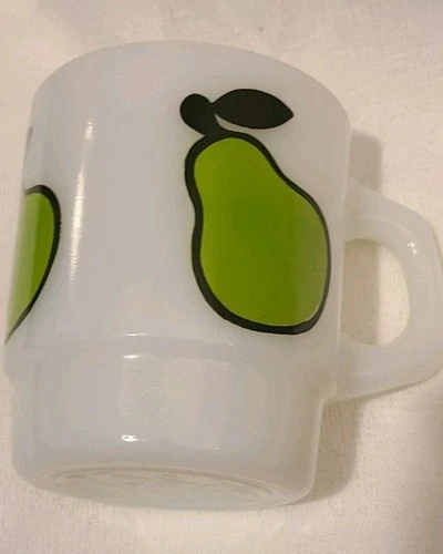 Vintage Anchor Hocking Fire King Milk Glass Pear Stacking Coffee Mug/cup