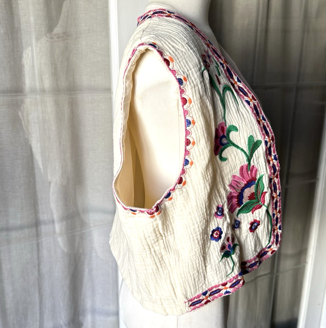 Vintage Hand Embroidered Hungarian Matyo Crop Top… - image 7