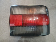 Feu arrière Renault R19