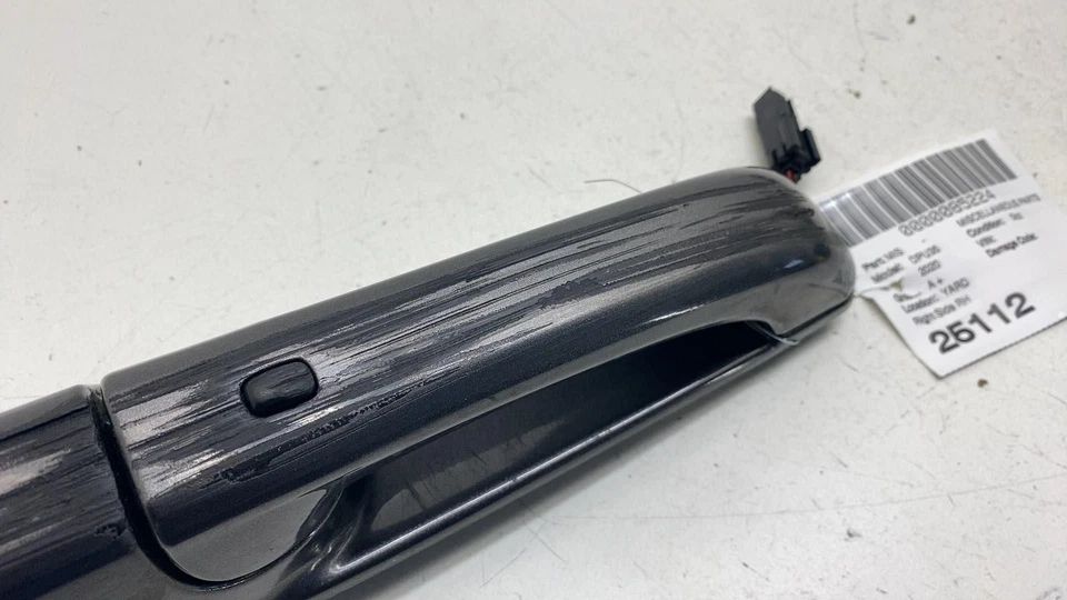 ⭕ 14-24 Ram 3500 Front Passenger Side Exterior Door Handle Gray Right 1UJ86LAUAI Foto 3 de 4