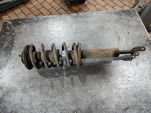 Original VW Passat 3B B5 1.8T Federbein Stoßdämpfer vorne rechts Feder