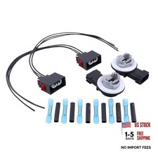 Front Turn Signal Light Socket and Turn Signal Light Connector Plug Harness