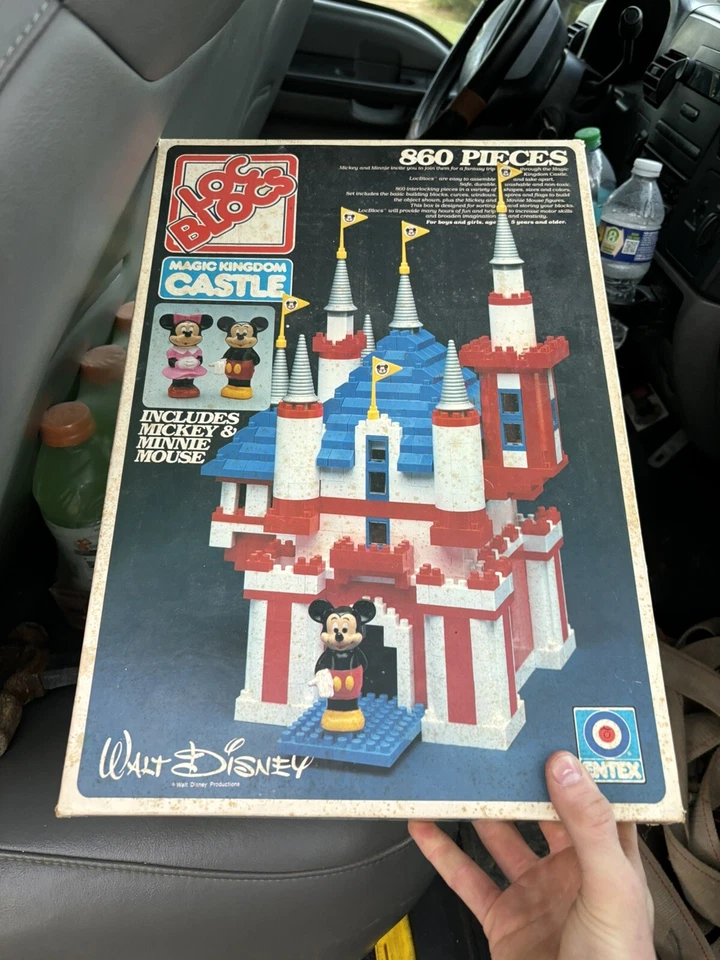 Complete Loc Blocs 1981 Disney Magic Kingdom Castle Set Original - Image 2 of 4