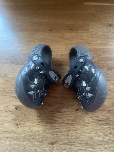 Crocs Kinder grau klassisch Kind Kleinkind Unisex Schuhe bequem Größe 7 Clogs - Bild 3 von 11