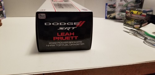 Leah Pruett 2022 "POWER BROKERS" NHRA TOP FUEL DRAGSTER 1/24 By Auto World "NEW" - Picture 9 of 12