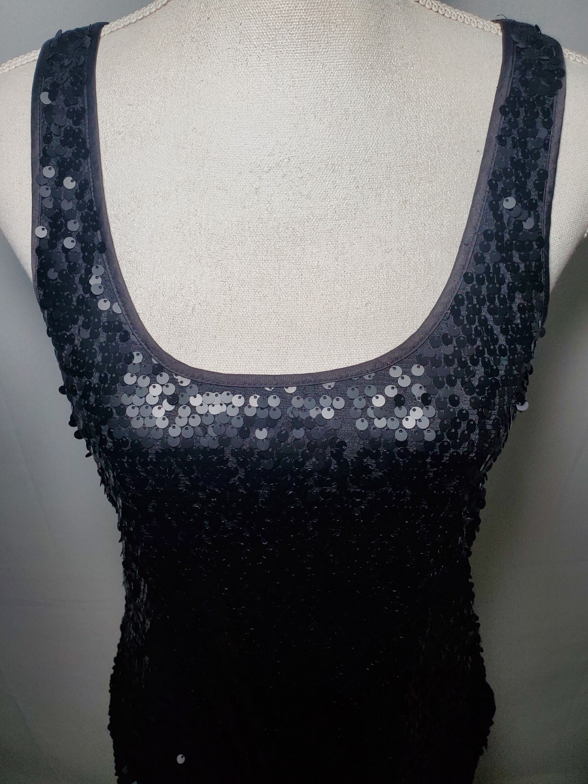 Express Solid Black Sequined Front Scoop Neck Tan… - image 2