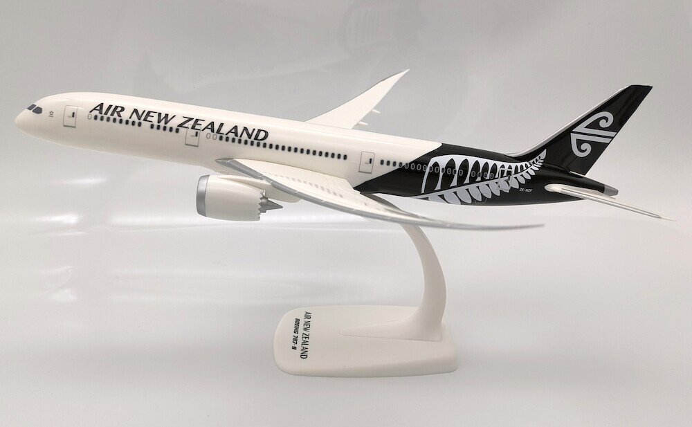 Air New Zealand Boeing 787-9 ZK-NZF 1/200 scale desk model