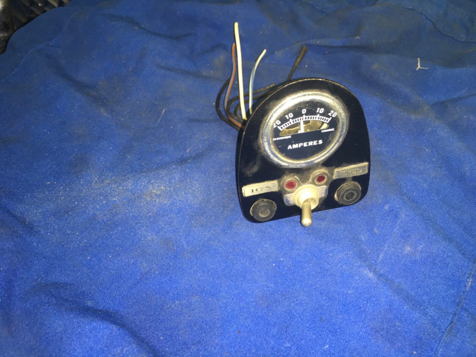 Picture 1 of 2