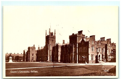 S04-2158, QUEEN'S UNIVERSITY, BELFAST, *VINTAGE REAL PHOTO POSTCARD