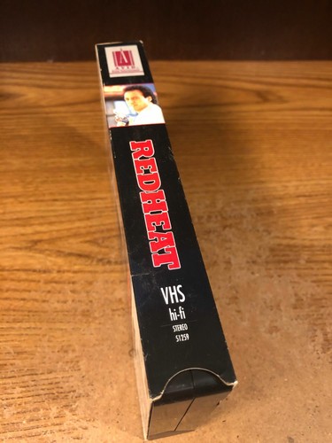 Red Heat VHS VCR Video Tape Movie Used Arnold Schwarzenegger James Belushi - Picture 4 of 6