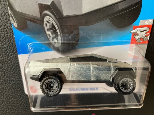 Hot Wheels Tesla Cybertruck 246/250 HW Rolling Metal Series - New - Picture 2 of 3