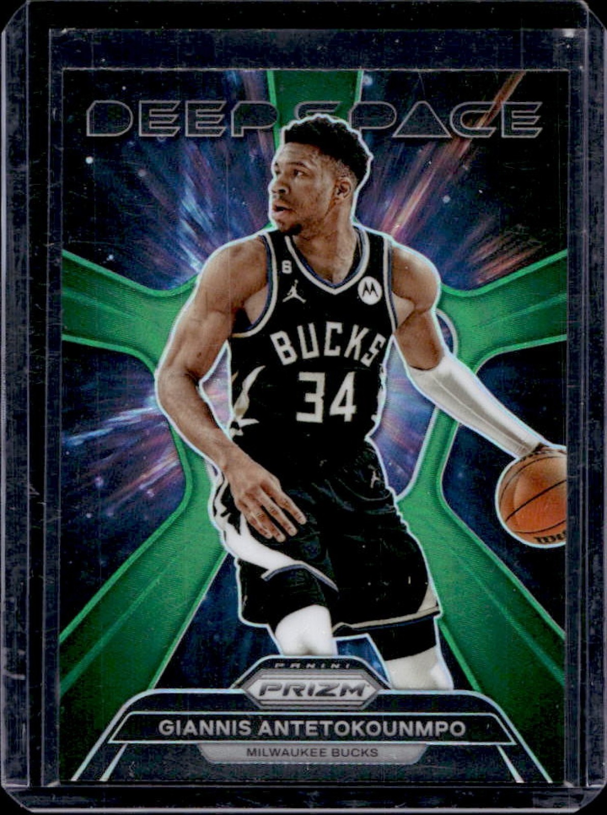 2023-24 Prizm Giannis Antetokounmpo Deep Space Prizm Green #9 Bucks