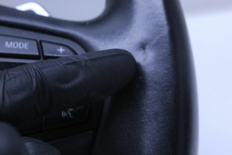 Volante BMW X3 2011-2015 M-Sport cambio de paleta OEM usado Foto 2 de 4