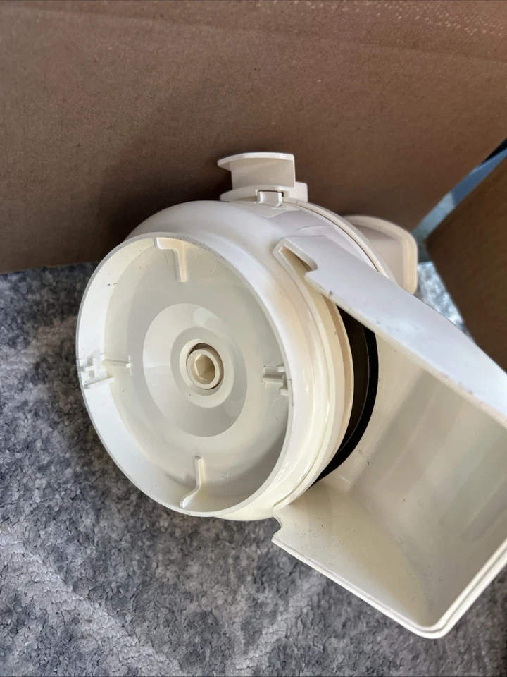 Sunbeam Oskar Food Processor Chopper Model 14081 Shredder Slicer Assembly - Image 3 of 3