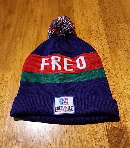 Vintage Fremantle Dockers Beanie Y2K Unisex Footy AFL Official Merchandise Sport