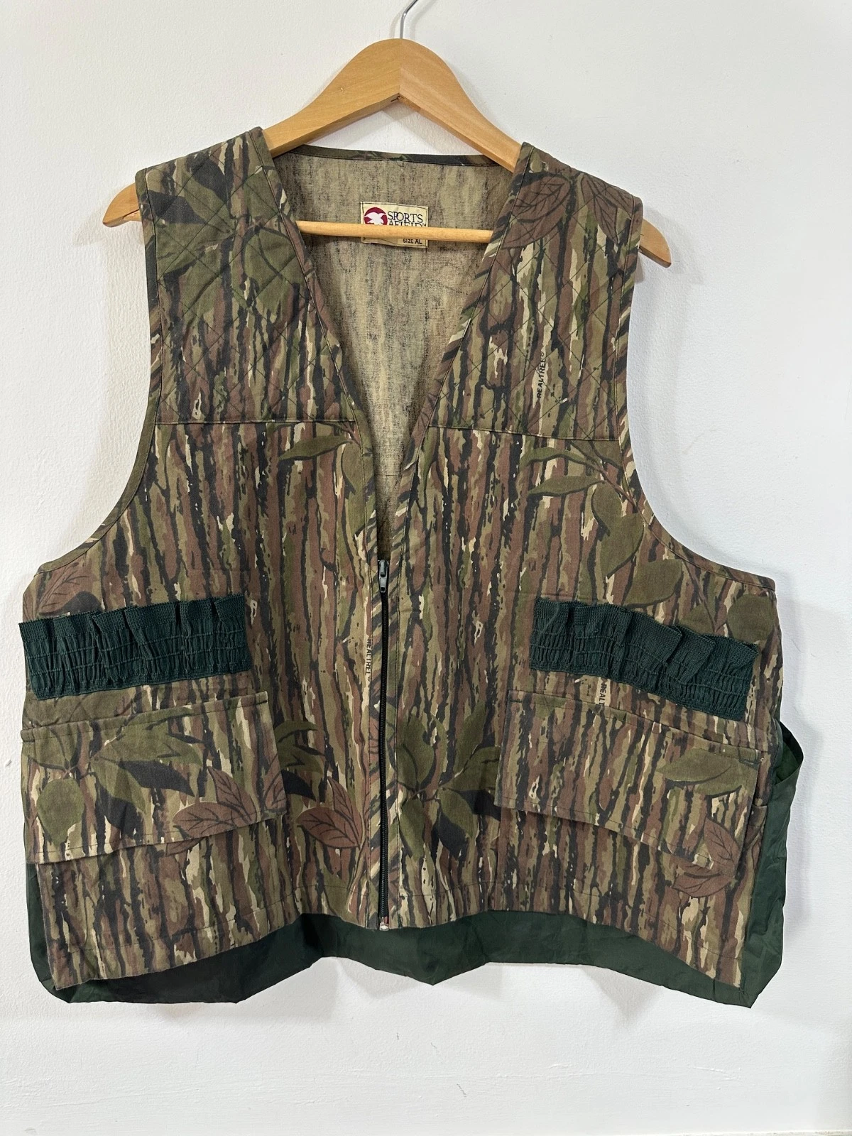 Sports Afield Real Tree Fishing Vest Gilet Size XL UK 2XL Pit-Pit 65cm (3913)