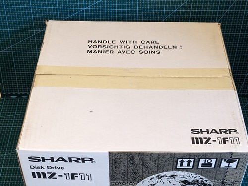 Sharp MZ-1F11 Dysk Drive Vintage Komputer NOS Nieotwarty - Zdjęcie 5 z 5
