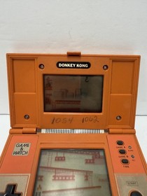 Vintage 1982 Nintendo Game and Watch Donkey Kong DK-52 Multi Screen  - Untested