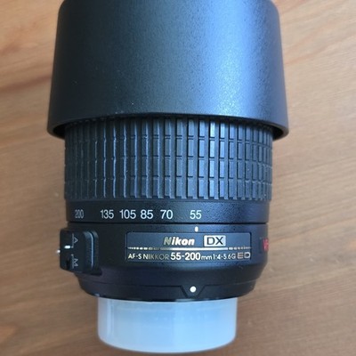 Nikon DX AF-S NIKKOR 55-200mm f/4-5.6G ED VR Zoom Lens Auto/Manual
