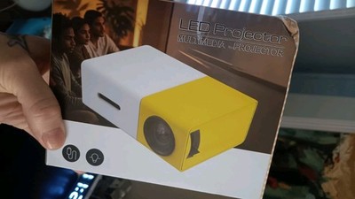 YG300 LED Multimedia Projector Yellow White Mini Home Theater