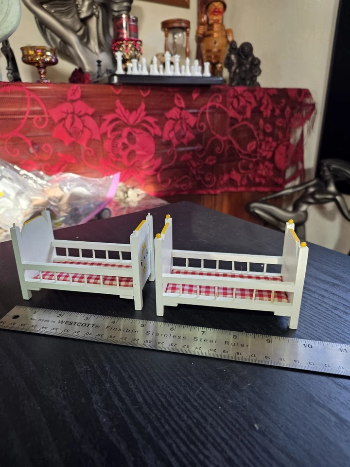 Миниатюрный винтажный кукольный домик Concord детские кроватки цветы 1:12 дерево - Изображение 2 из 4