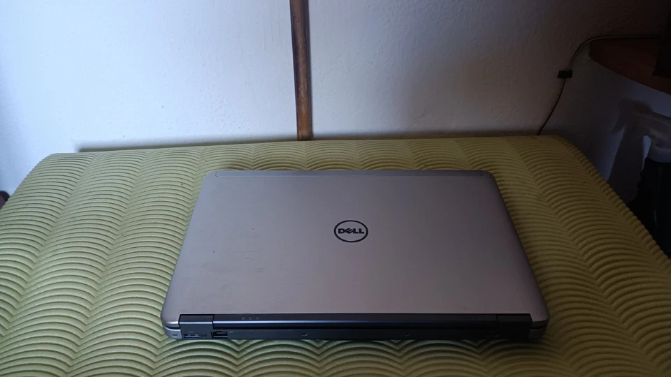 Dell Latitude E6440 · i5-4300U · 8GB · 128GB, foto 4 di 5