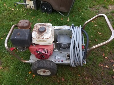 #ad Simpson Commercial Pressure washer WS 3000 GHS $400.00