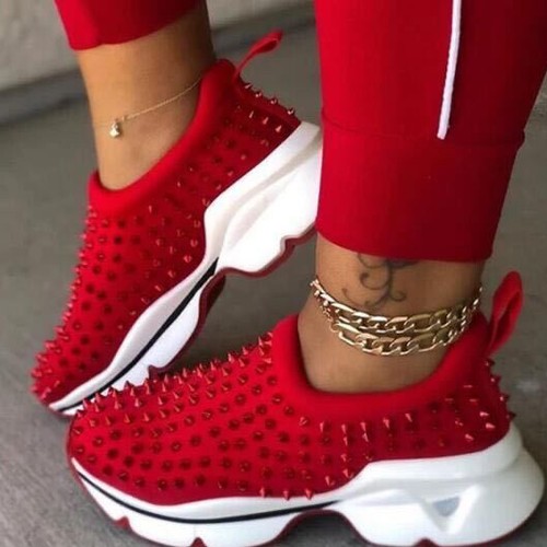 Quali Sono Le Scarpe Più Comode In Assoluto? 10 Modelli Da Uomo E Da Donna  - Viaggio In Coppia- Viaggiare Senza Ostacoli!