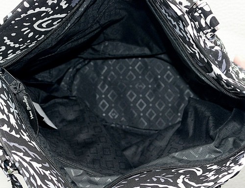 Vera Bradley Glenna Shoulder Bag in Paisley Noir. NWT - Picture 3 of 3