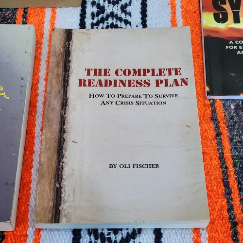 Big Survival Prepper Excellent Lot Books And DVDs - Urban And Rural Survival - Picture 13 of 20