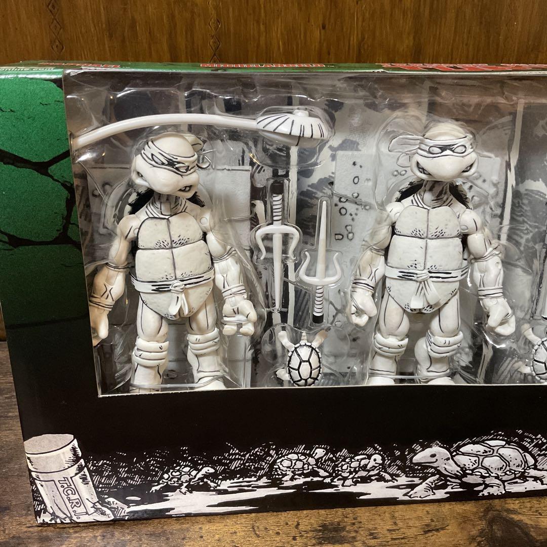 NECA Teenage Mutant Ninja Turtles San Diego Comic Con